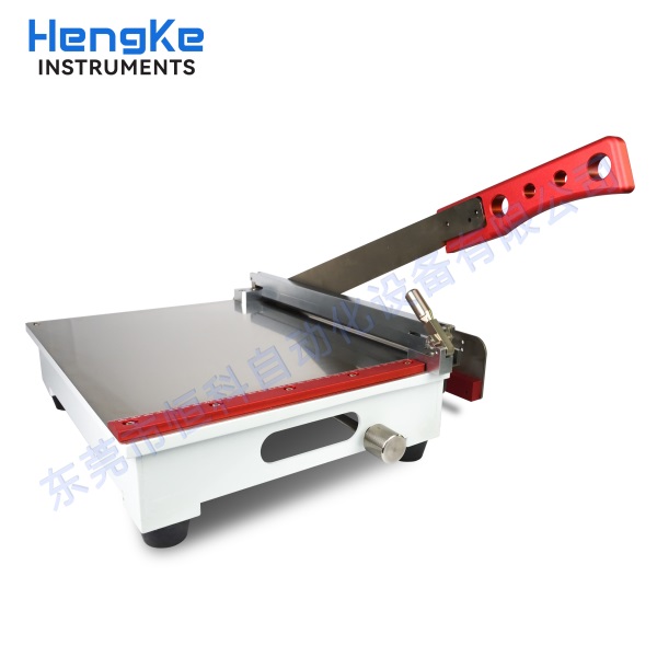 可（kě）調（diào）距裁紙刀